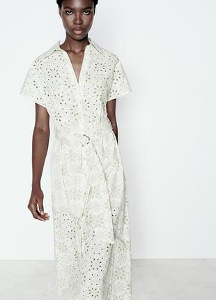 Zara нова сукня довжини міді з вишивкою