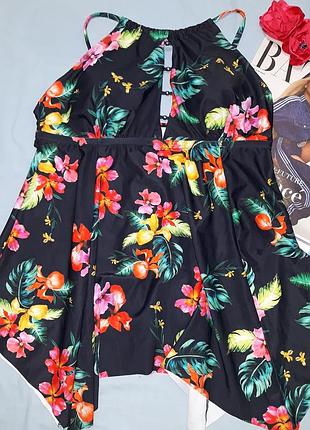 Верх от купальника раздельного размер 54 / 20 новый танкини под горло