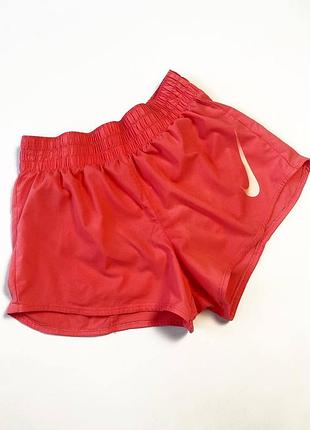 Шорти nike
стан:5/5
размер:м
ціна:450 грн