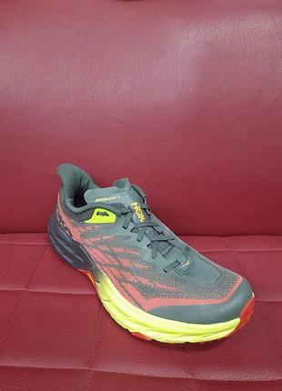 Кросівки чоловічі 
hoka   speedgoat   5    48р  устілка       31см   2500грн оригінал