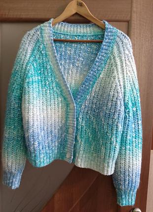Красивая укороченная кофта кардиган крупной вязки