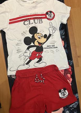 Костюм від disney 😍 на 5-6 рочків.