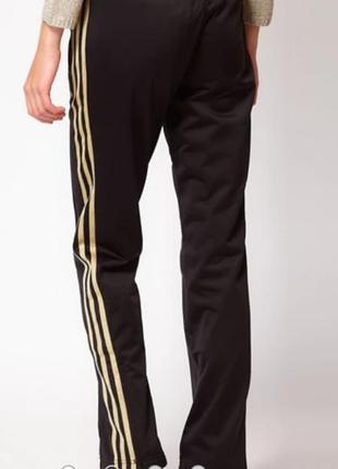 Крутые утеплённые спортивные брюки с лампасами с логотипом adidas3 фото