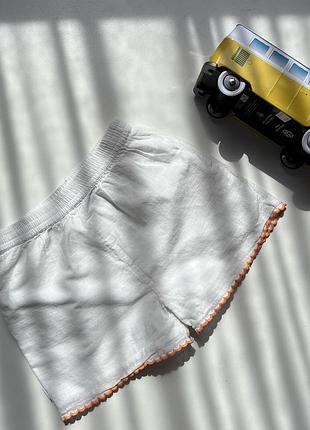 Білі шорти primark на дівчинку 5-6 років