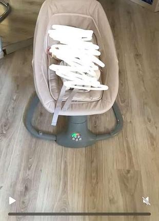 Заколисувальний центр ( шезлонг) для малюків