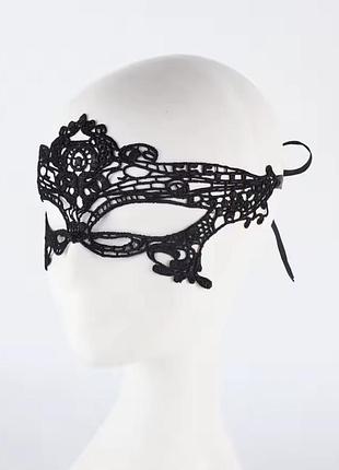 Кружевная маска 3