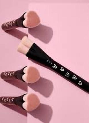 Пензлик для тональної основи