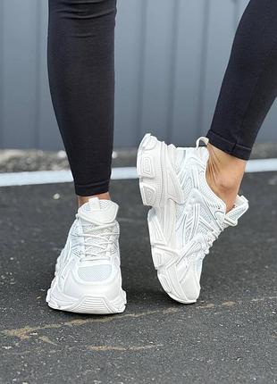 Кроссовки женские демисезонные