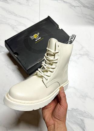 Женские dr.martens ботинки 39р нат кожа