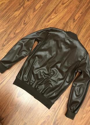 Куртка весенняя курточка легкая по пояс кожаная с манжетами коричневая5 фото