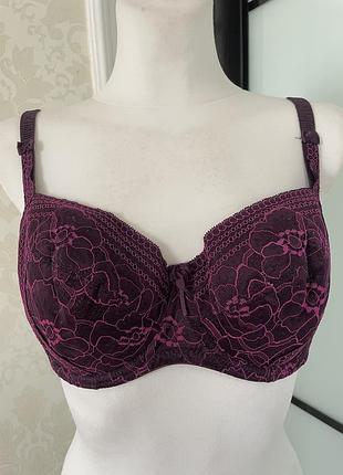 Бюстгальтер