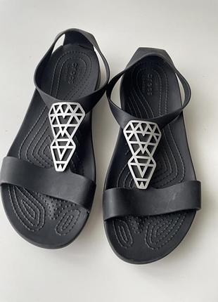 Сандалі crocs