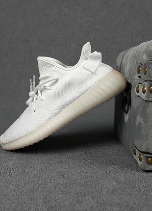 Adidas yeezy boost 350 v2 (triple white)