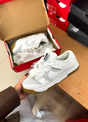 Кросівки жіночі нові nike jumbo 24cm білого кольору