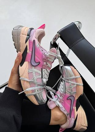 Женские кроссовки nike v2k runtek pink silver найк розового с серебристым цветами