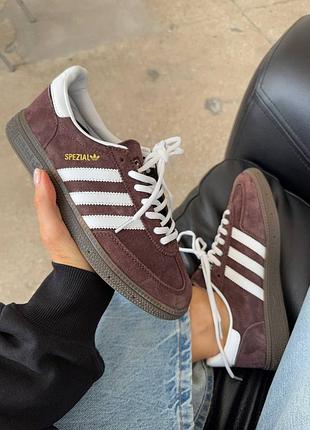 Жіночі кросівки adidas spezial brown white адідас коричневого з білим кольорів