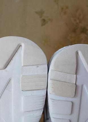 Кросівки підліткові nike huarache на стопу 23,5-24 см стан нових9 фото