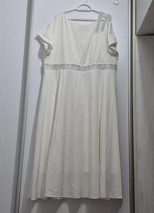 Платье миди с поясом в орнамент батал