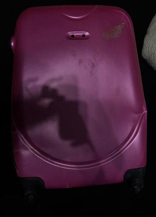 Валіза з дефектами