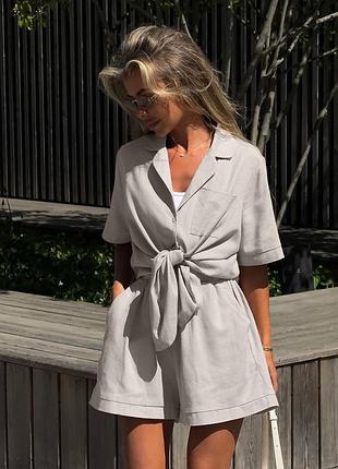 Костюм жіночий