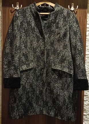 Пальто женское. esprit
