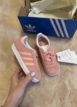 Дитячі кросівки adidas