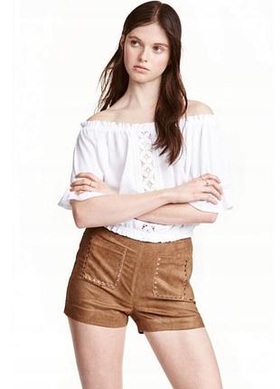 Шорты из искусственной замши женские h&m
размер 34, 36