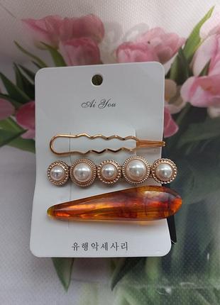 Набор заколок