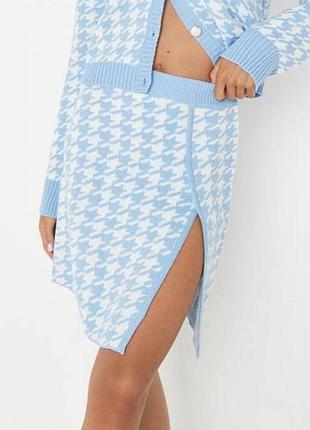 Вязана спідниця у гусячу лапку