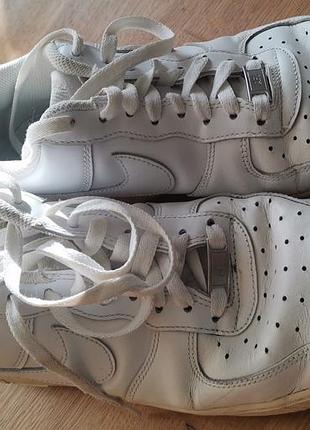 Кроссовки кроссовки кожаные nike air force 1. размер 44 (28 см)