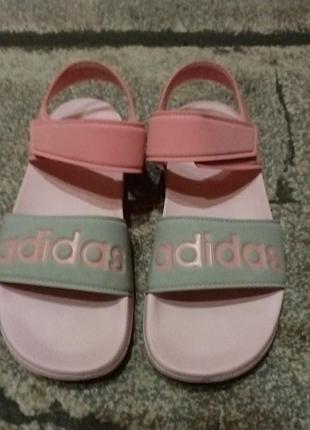 Adidas женские сандалии