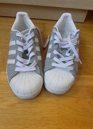 Adidas superstar