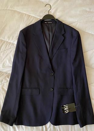 Чоловічий темно-синій блейзер zara