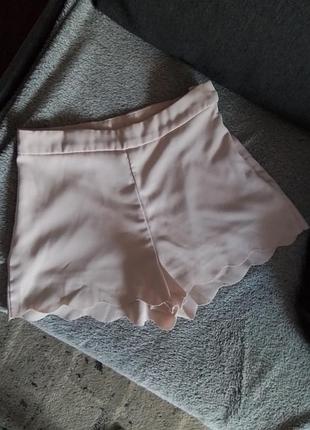 Шорти жіночі