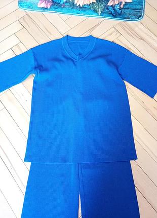 Костюм стильний