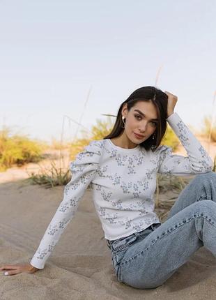 Светр zara з квітковим принтом, розмір s