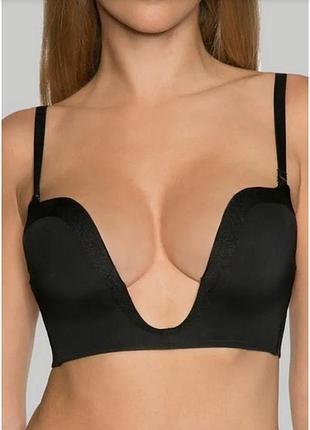 Бюзгальтер під одяг з глибоким декольте