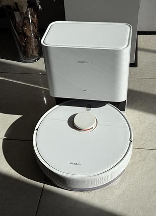 Миючий робот-пилосос xiaomi robot vacuum x10 у гарному стані