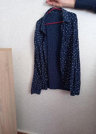 Блузка на ґудзиках