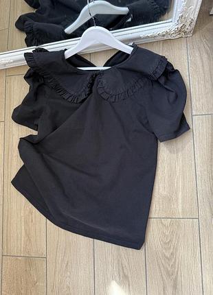 Футболка з коміром