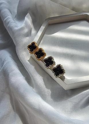 Классические серьги клеверы из бисера