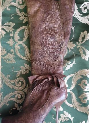 Продам красивые кожаные зимние сапоги с перламутровым рисунком5 фото