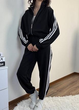 Спортивний костюм жіночий