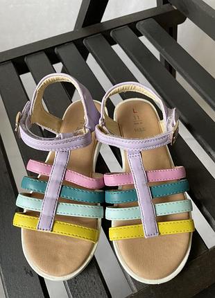 Босоніжки для дівчинки 4