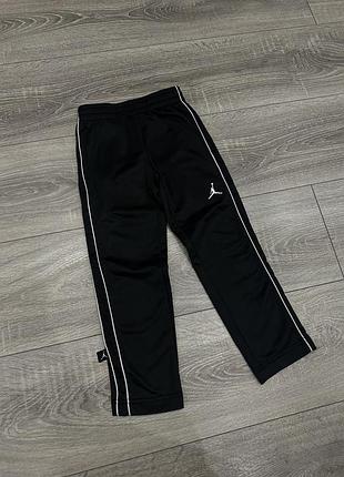 Джоггери штани jordan