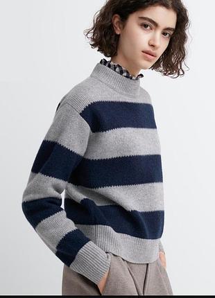 Свитер uniqlo из овечьей шерсти