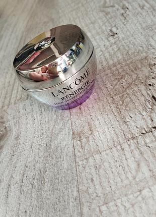Lancôme rénergie h.p.n. 300-peptide cream
дневной крем против морщин