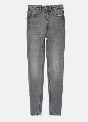Джинси жіночі stradivarius
