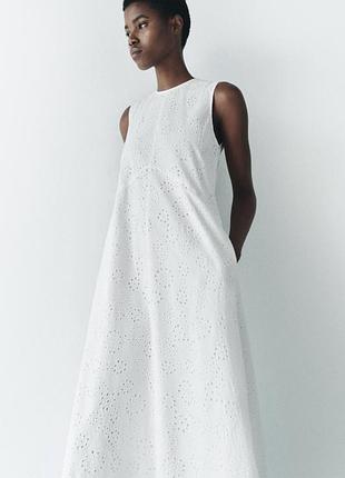 Zara нова з бірками сукня середньої довжини з вишивкою