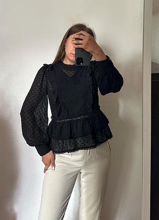 Полупрозрачная блуза в горошек